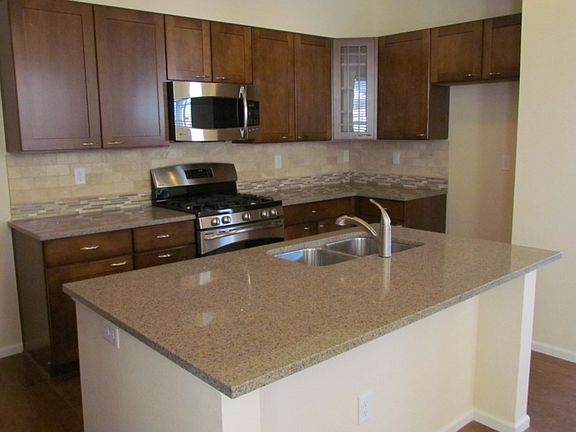 3rd image of 380 Casper Dr