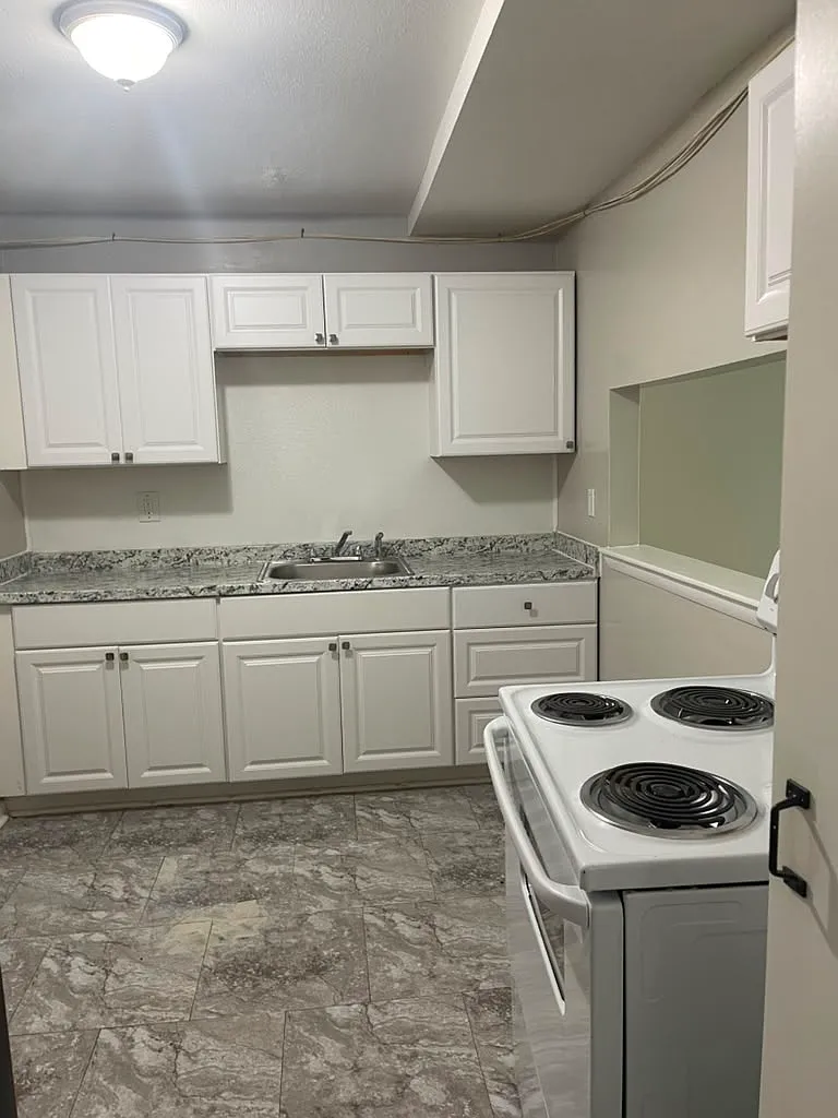 1 bed, $1,200 — Photo 2