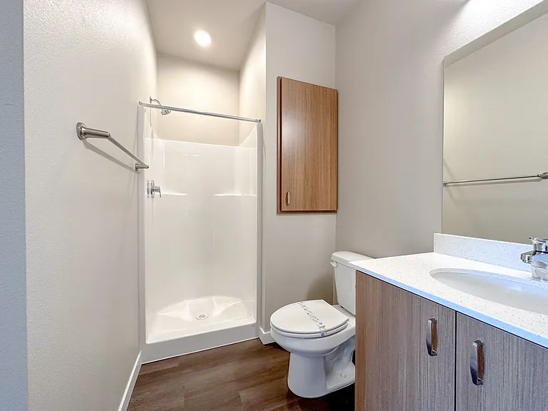 Autumn Woods Apartments — Photo 32