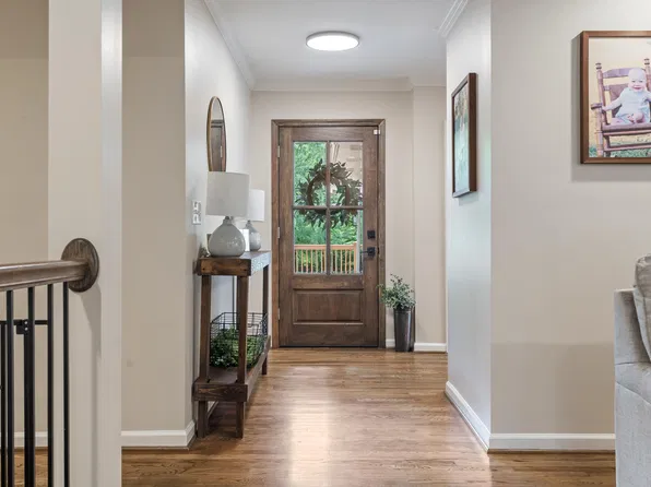 1066 Chateau Dr, Helena, AL 35080