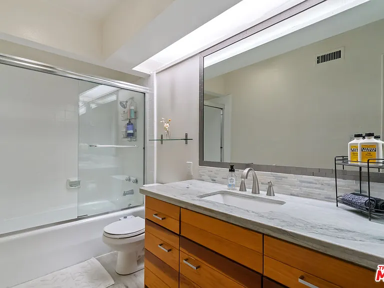 6209 Pacific Ave #103 — Photo 15