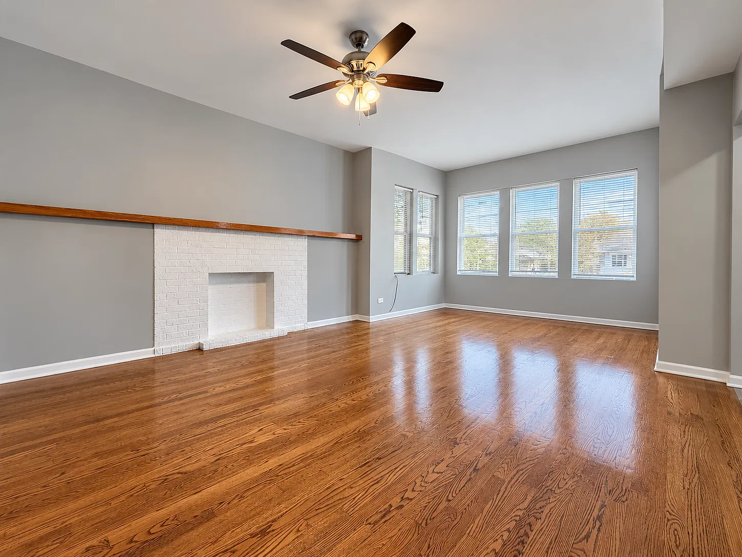 3 bed, 1200 sqft, $1,800 — Photo 4