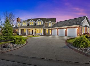 3120 Pinney Woods Ln SE, Cedar Rapids, IA 52403