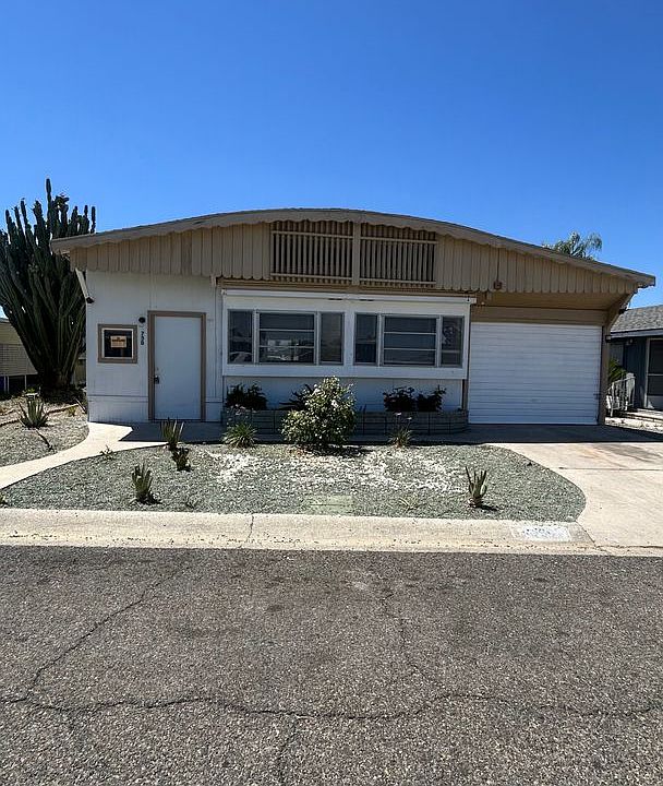 1st image of 750 Santa Clara Cir