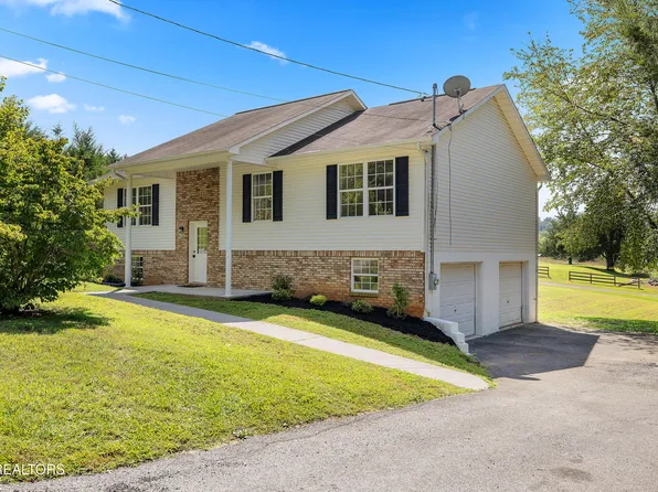 621 Odell Ct, Strawberry Plains, TN 37871