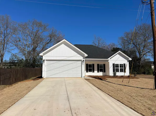 113 Taylor Dr, Cochran, GA 31014