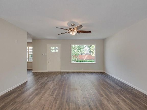 4th image of 5705 N Wells Cir