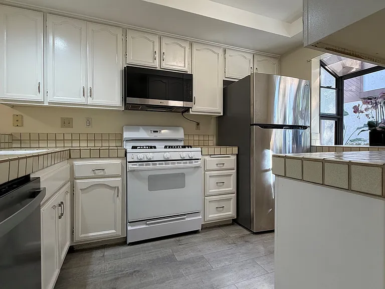 230 Kauai Ln — Photo 20
