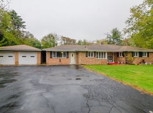 7535 Galena Rd, Bristol, IL 60512