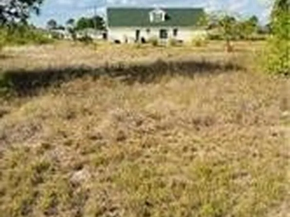3012 23rd St SW, Lehigh Acres, FL 33976