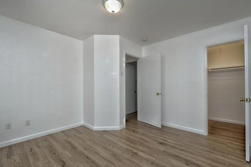 1 bed, 450 sqft, $1,275 — Photo 4