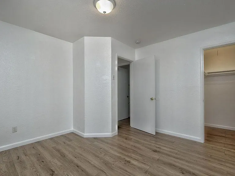 621 Maple St #3 — Photo 4