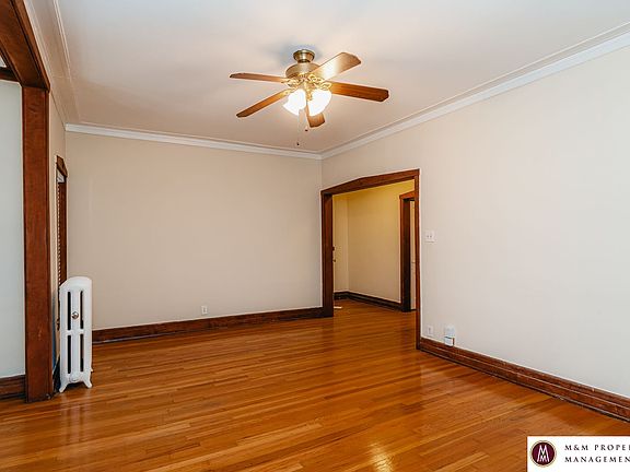 4th image of 812 Carpenter Ave #814-2S