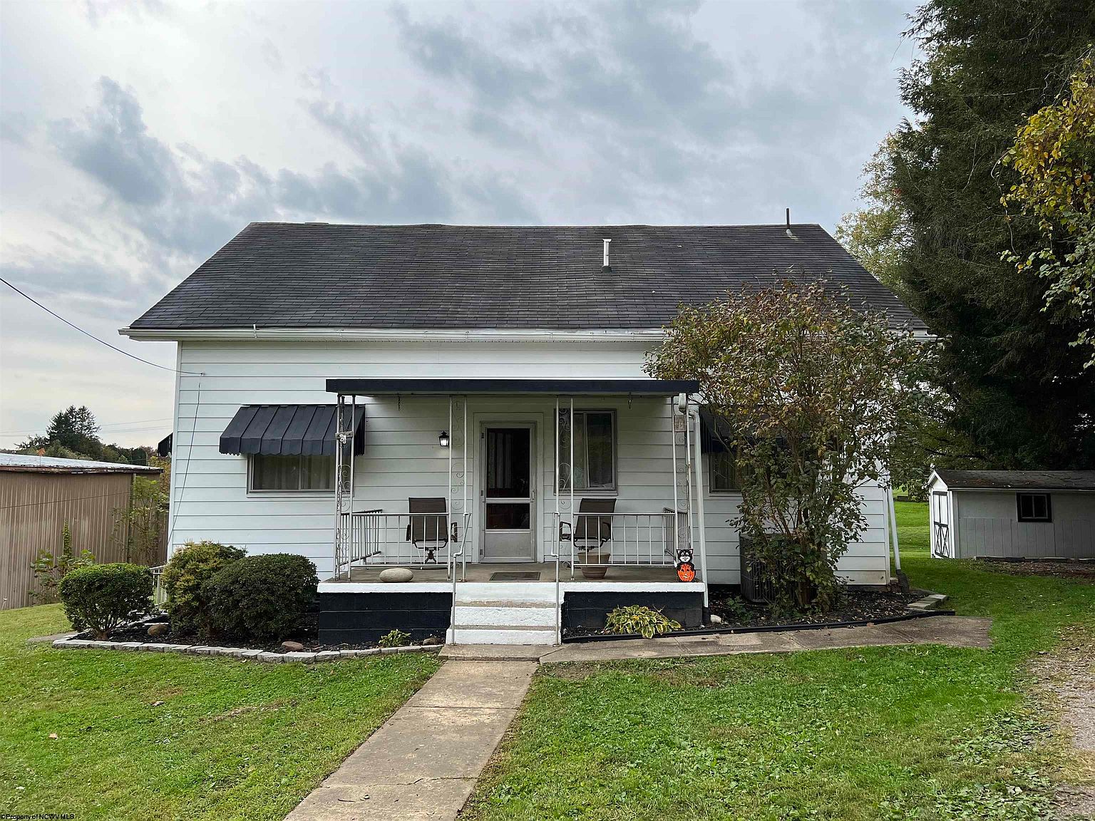 1822 Locust Ave, Fairmont, WV 26554 | Zillow