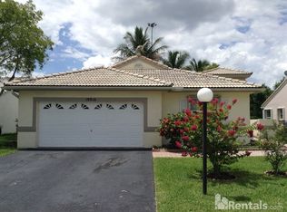 18816 NW 1st St, Hollywood, FL 33029