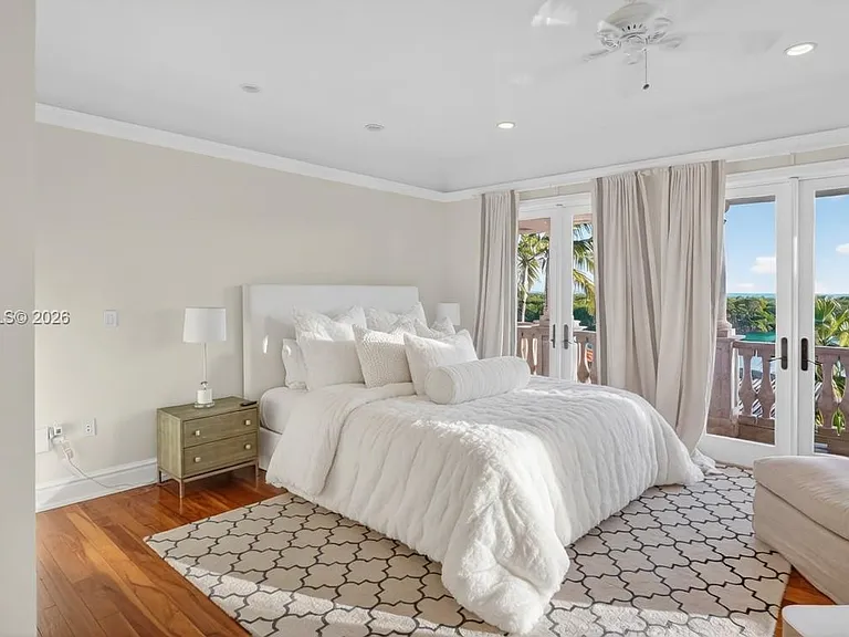 260 Cape Florida Dr — Photo 15