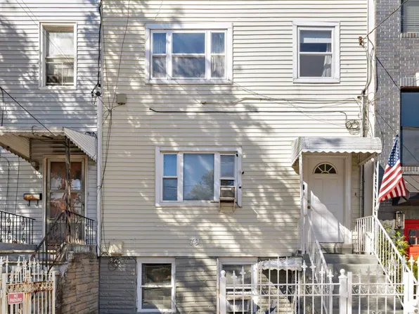 79 Chestnut Avenue image 1 of 24
