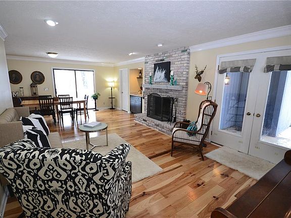 2nd image of 18140 Rolling Brook Dr