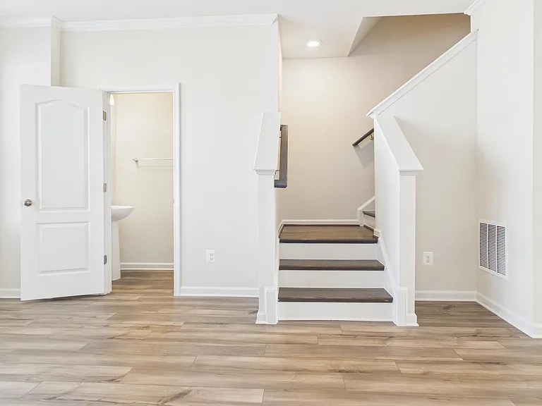 23 Chester Ct — Photo 27
