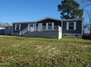 2164 Lakeside Ave SW, Supply, NC 28462