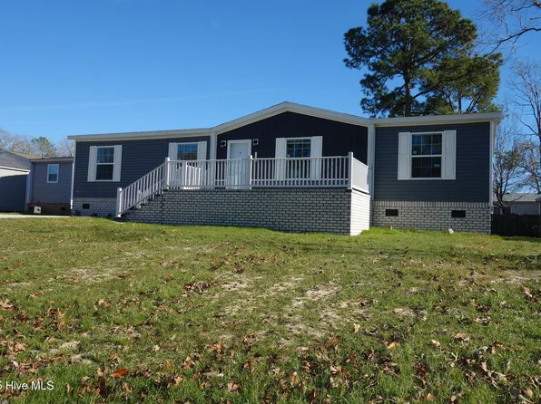 2164 Lakeside Avenue SW, Supply, NC 28462