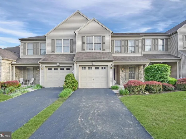 1938 Limestone Dr, Hummelstown, PA 17036