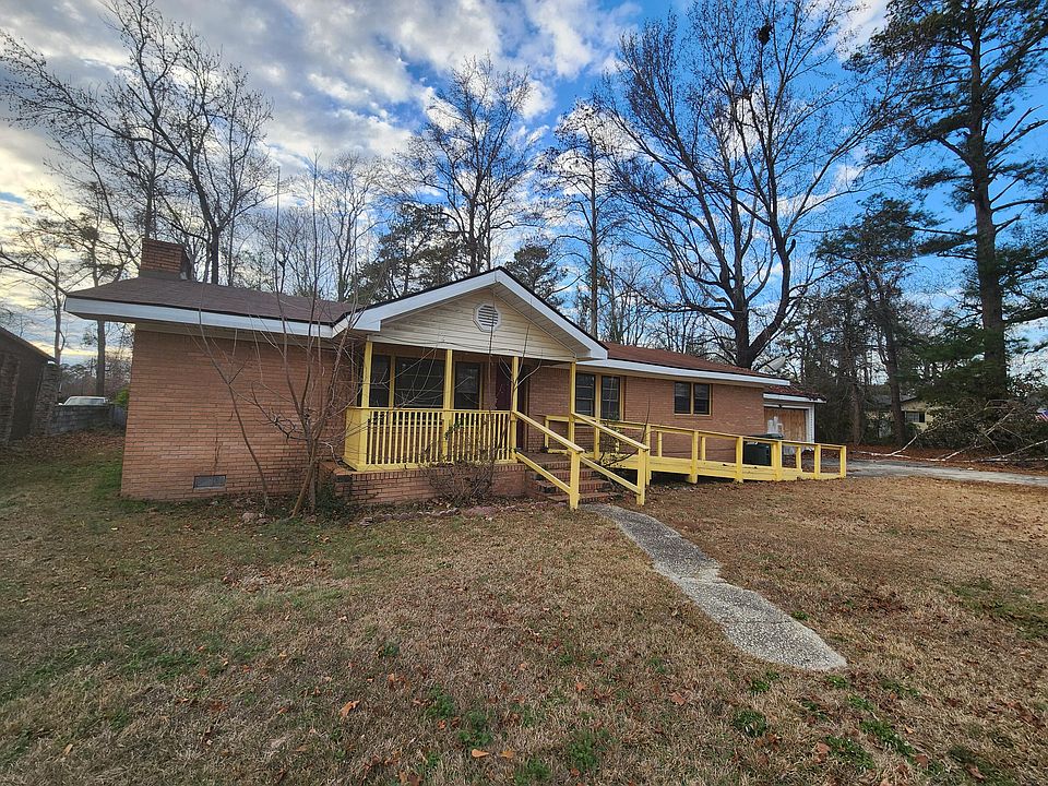 1st image of 1004 Porter St