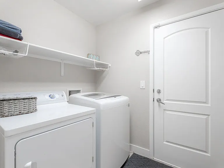 7578 Hope Valley St — Photo 20