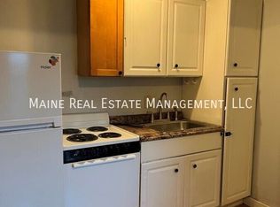 96 Grove St UNIT 4, Bangor, ME 04401