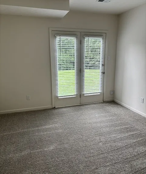 1165 Mount Rushmore Way #B — Photo 18