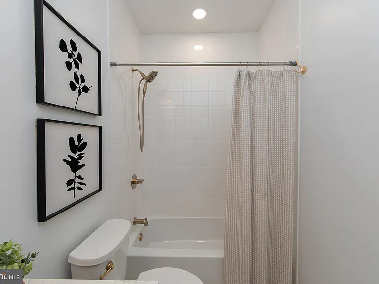 371 Kresson Rd — Photo 46
