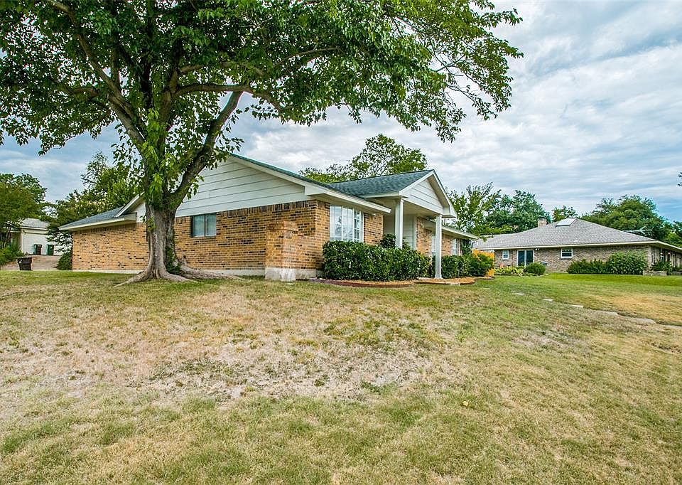 1st image of 1803 Hillcrest Dr