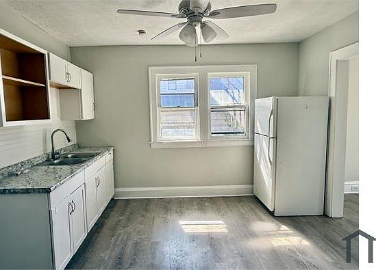 1st image of 15730 Halliday Ave #2