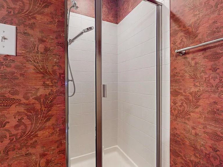 6925 Cattle Dr — Photo 45