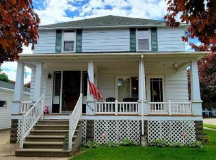 2019 Sherman St, Marinette, WI 54143