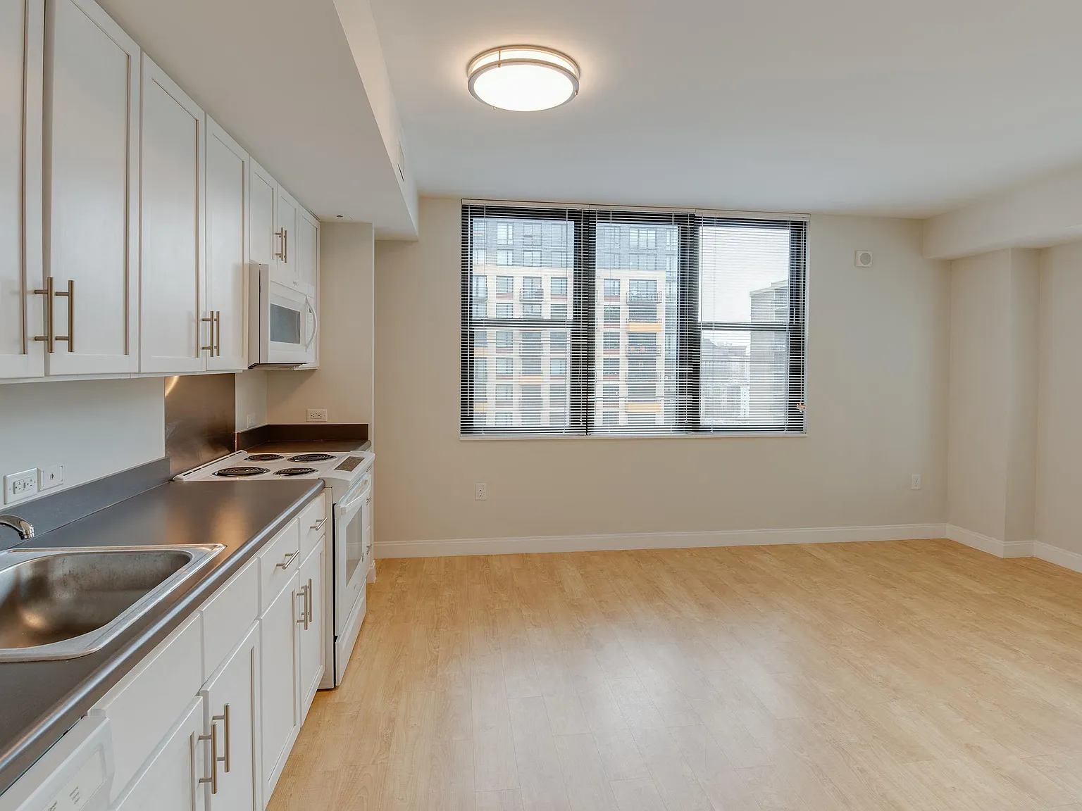 Portner Flats — Photo 3