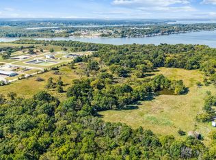 E 280th Rd, Grove, OK 74344