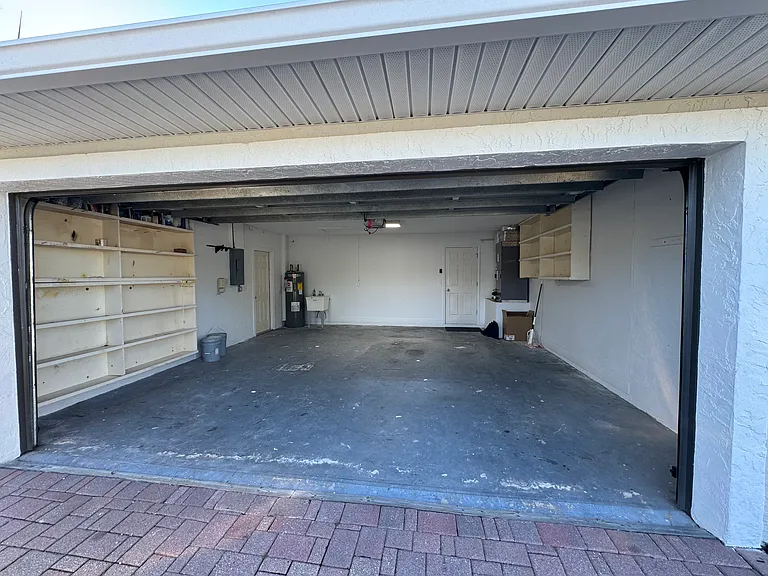 5519 Cynthia Ln — Photo 11