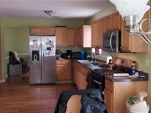 3rd image of 2381 Wellborn Hills Pl