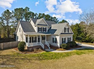 108 Currant Ln, Hampstead, NC 28443