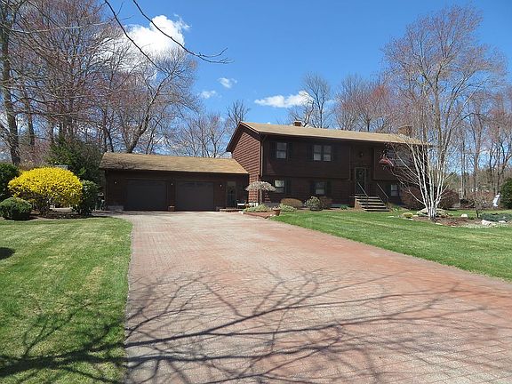 2nd image of 23 Cherrywood Dr