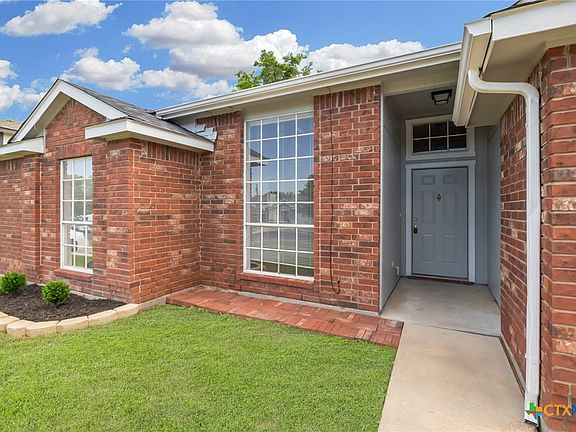 5th image of 2302 Cactus Dr