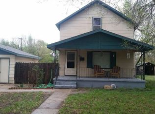 412 N Broadway Ave, Sterling, KS 67579