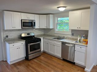 73 Bank St APT 1, Abington, MA 02351