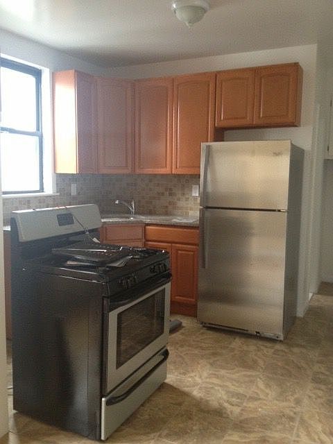 1st image of 4412 28th Ave APT 2