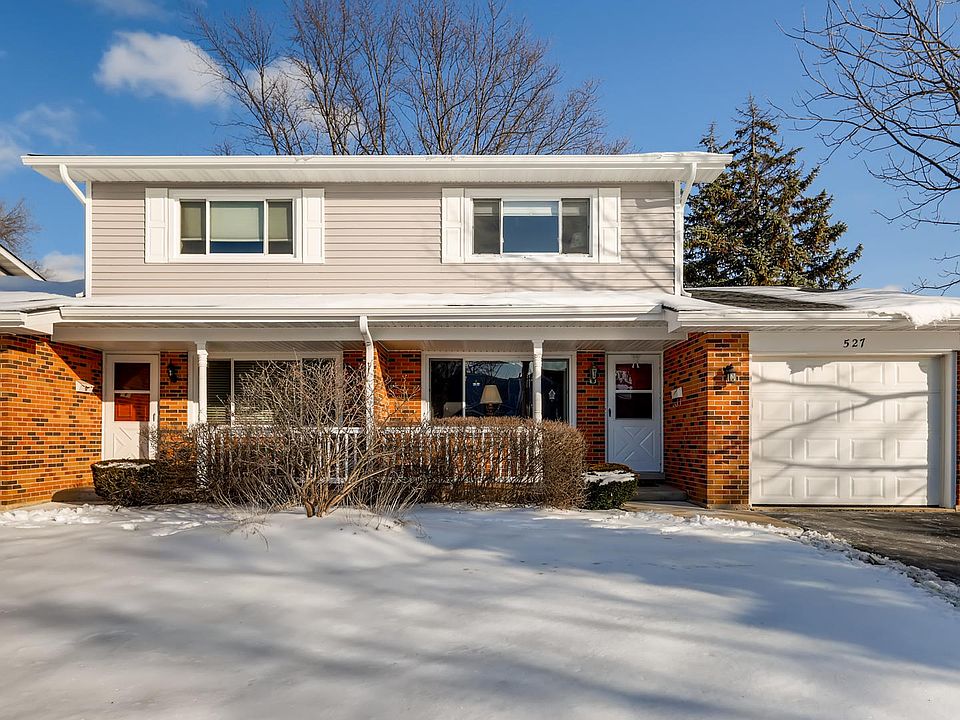 1st image of 527 Queens Ct