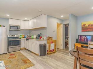 75 Lark St APT 1, Albany, NY 12210