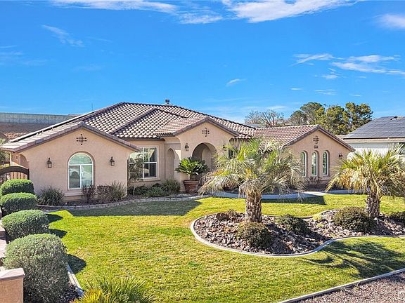 2nd image of 13370 Hidden Valley Rd