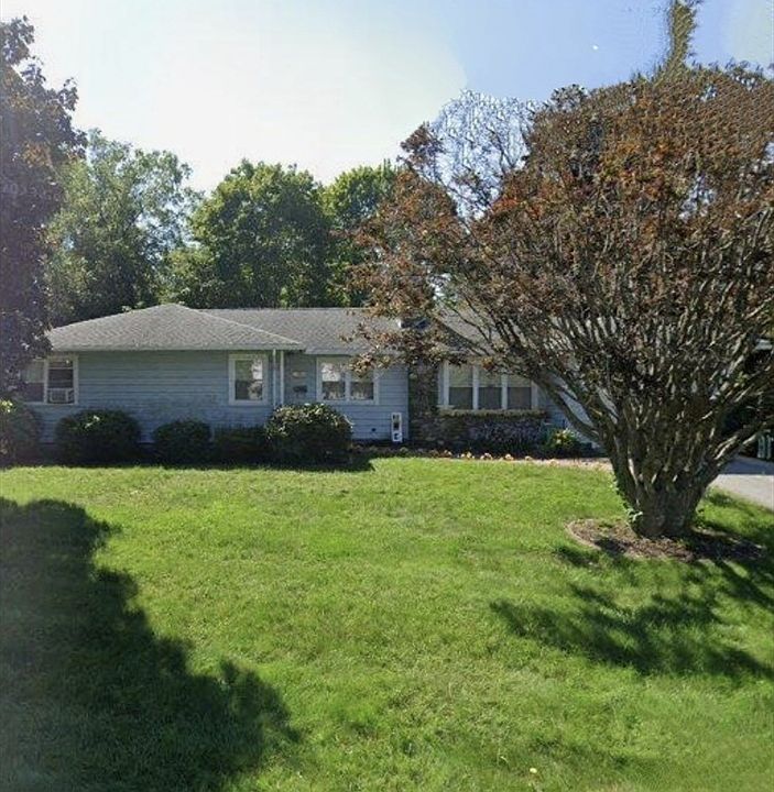 1st image of 101 Edinboro St