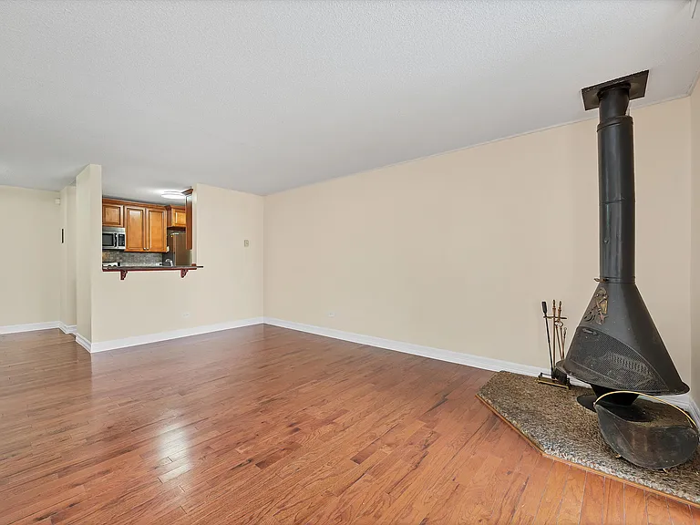 2281 S Vaughn Way #301 — Photo 6